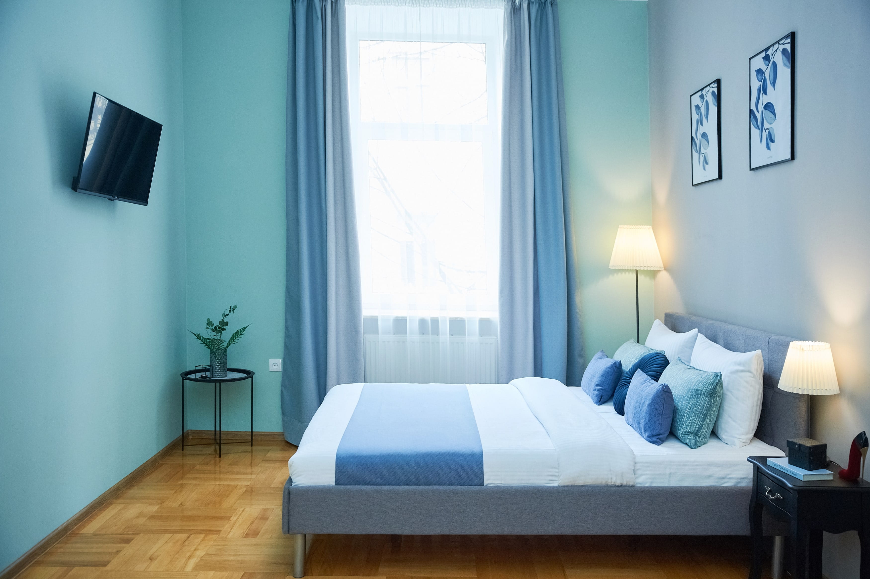 Вул. Пантелеймона Куліша, 14